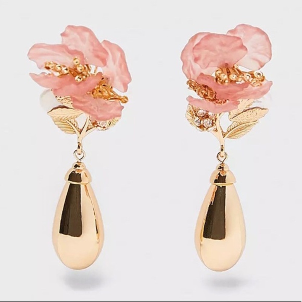 TEARDROP FLOWER EARRINGS